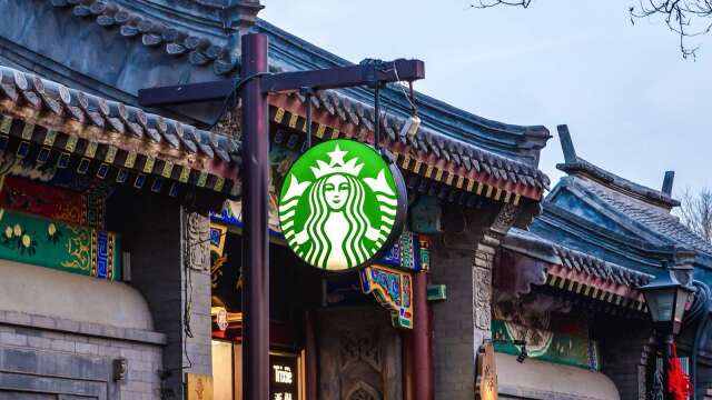 「无糖饮品」含糖？星巴克回应虚假营销