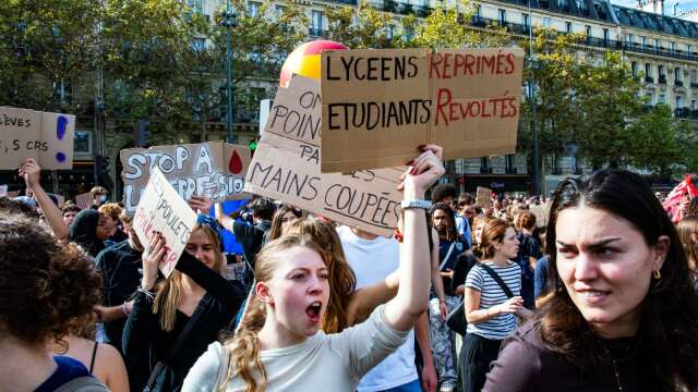 学生上街、国债破顶、预算卡关！诺奖得主克鲁曼：法国债务若暴雷　将「大到救不起」