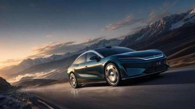 比亚迪「大汉 EV」正式上市 ：纯电续航1008公里 标配后轮转向