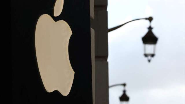 苹果折叠机抢攻中国市场 阿里模型获准导入iPhone