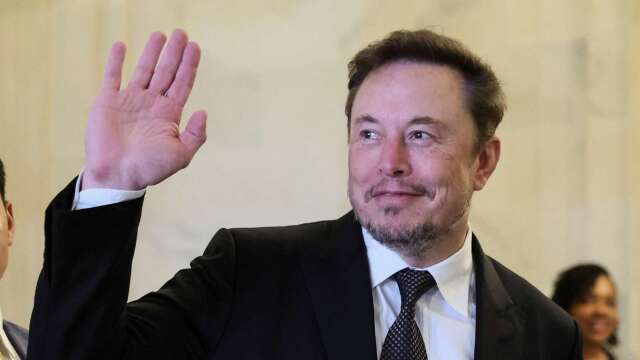 巴克莱：特斯拉SpaceX最快12月前宣布合并 马斯克或握新公司56%投票权