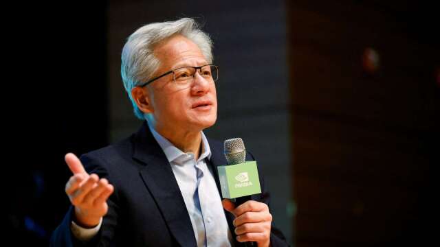 从治癌到自驾车！黄仁勋赴欧洲推AI 欣兴、京元电助攻扩产