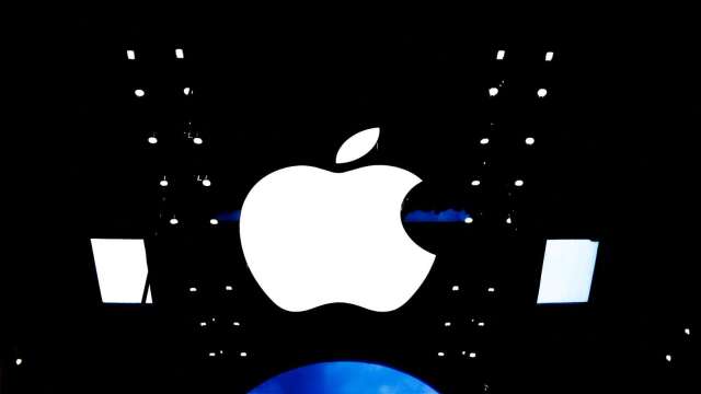 想排队抢苹果折叠机？iPhone Duo周五开卖 台湾仅供预购取货