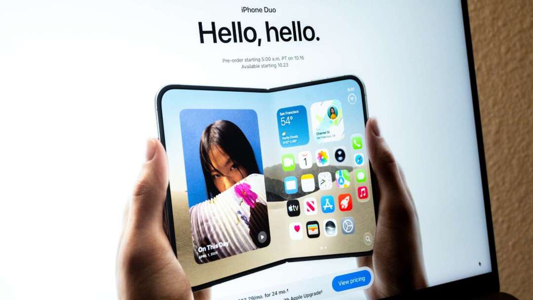 iPhone Duo剛開賣就出問題！螢幕爆裂痕、軟體相容挨批、價格跌破原價