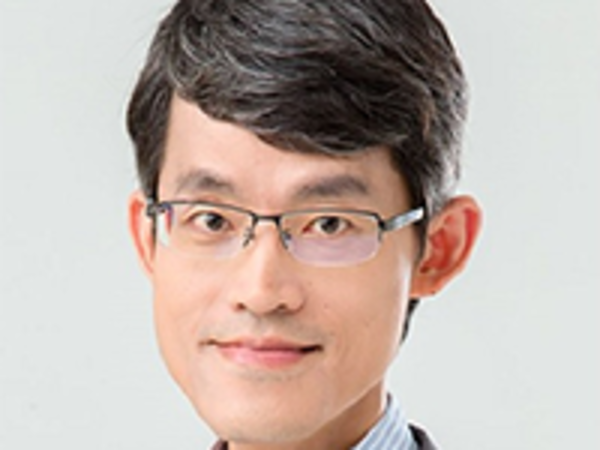 cover image of news article