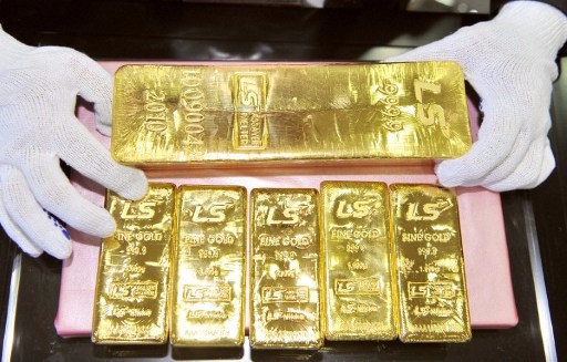 「黃金」時代來了嗎？金價年初至今漲幅已逾 16% 。 (圖:AFP)